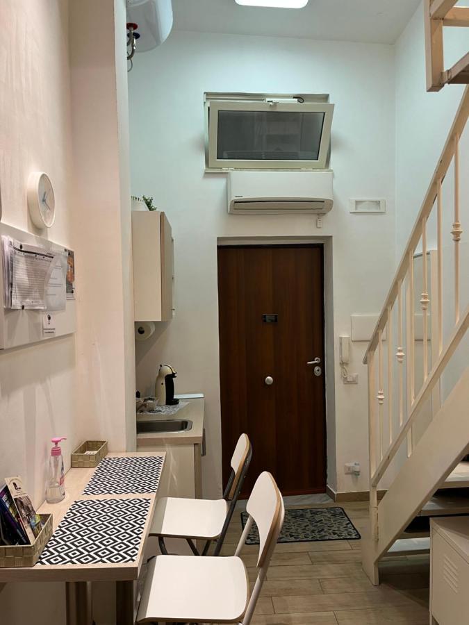 La Casina Di Lia In Via Dei Tribunali Naples Extérieur photo